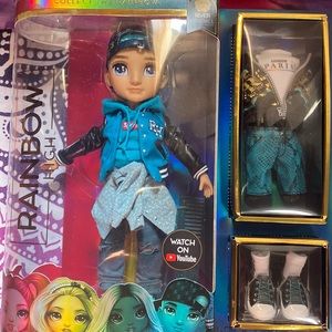River Kendall Rainbow High Doll (PRICE NEGOTIABLE)